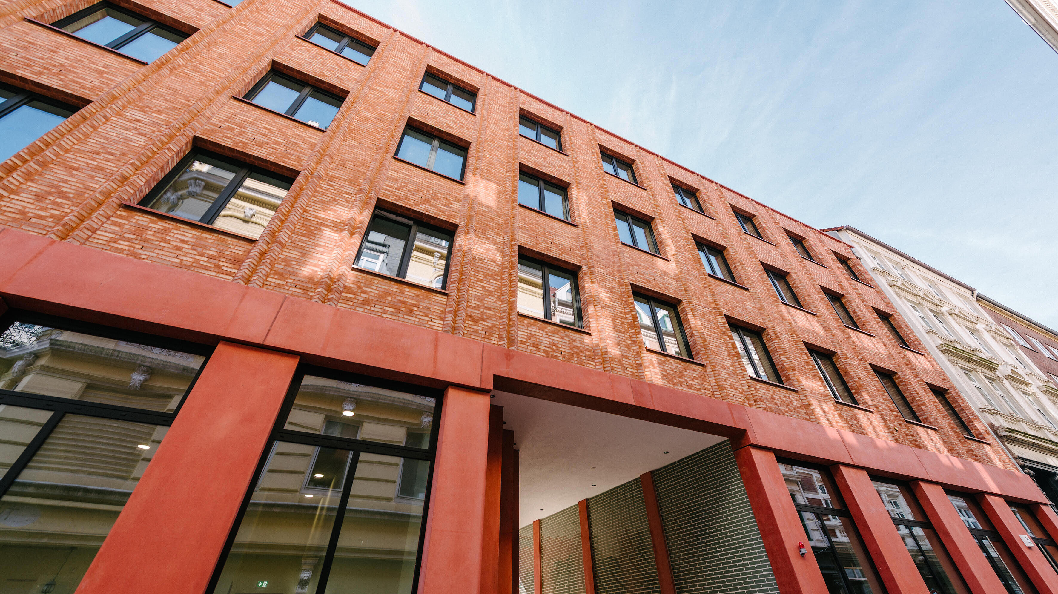 Übernachtungsstätte Pik As Neustäder Straße in Neustadt Die Außenfassade des Pik As
